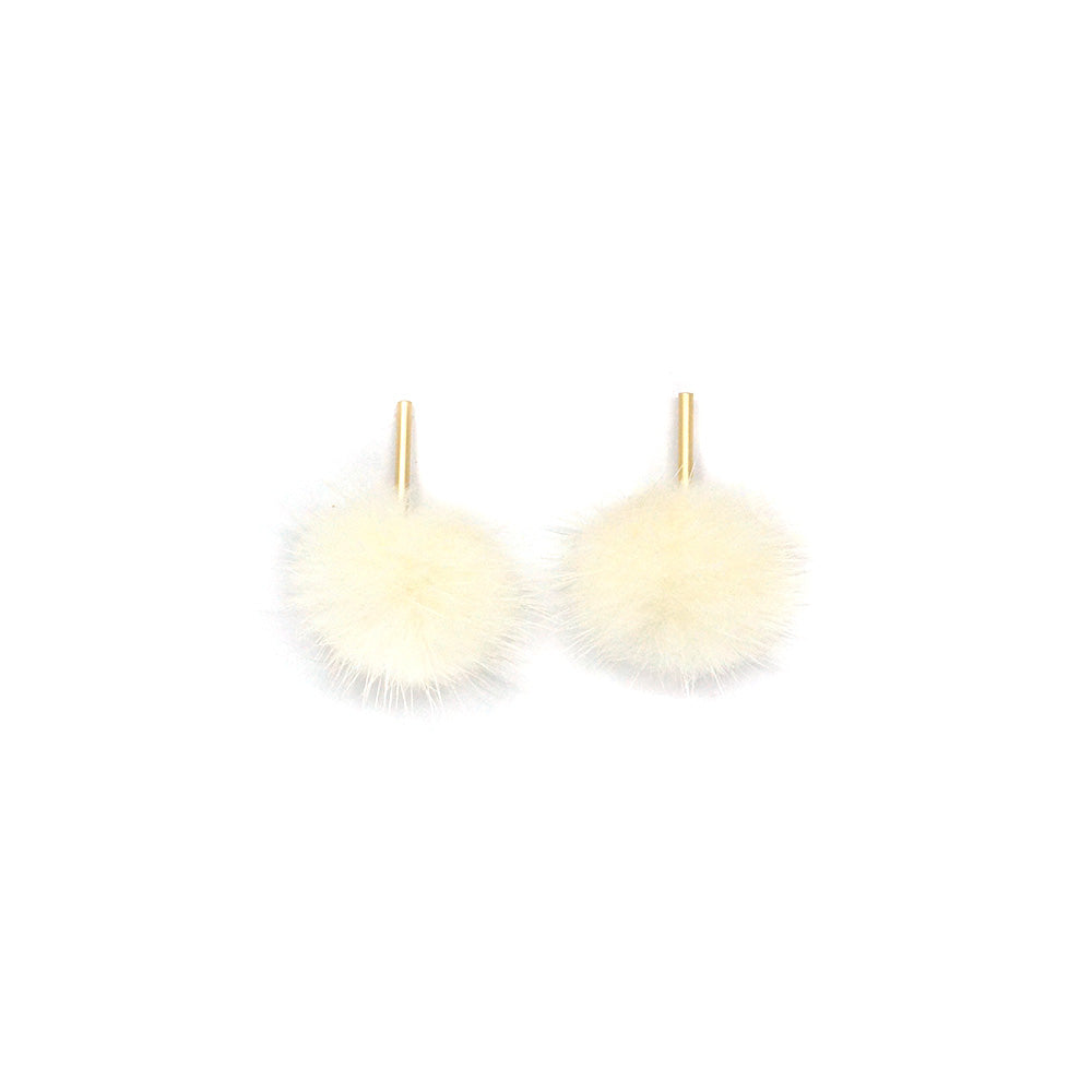 Fur Pom Earrings (Cream)