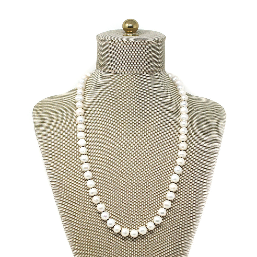 Stone and store strand pearl necklace